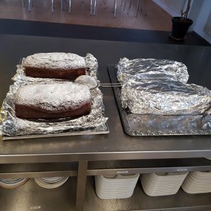 Kuchen als Nachtisch für die Obdachlosen